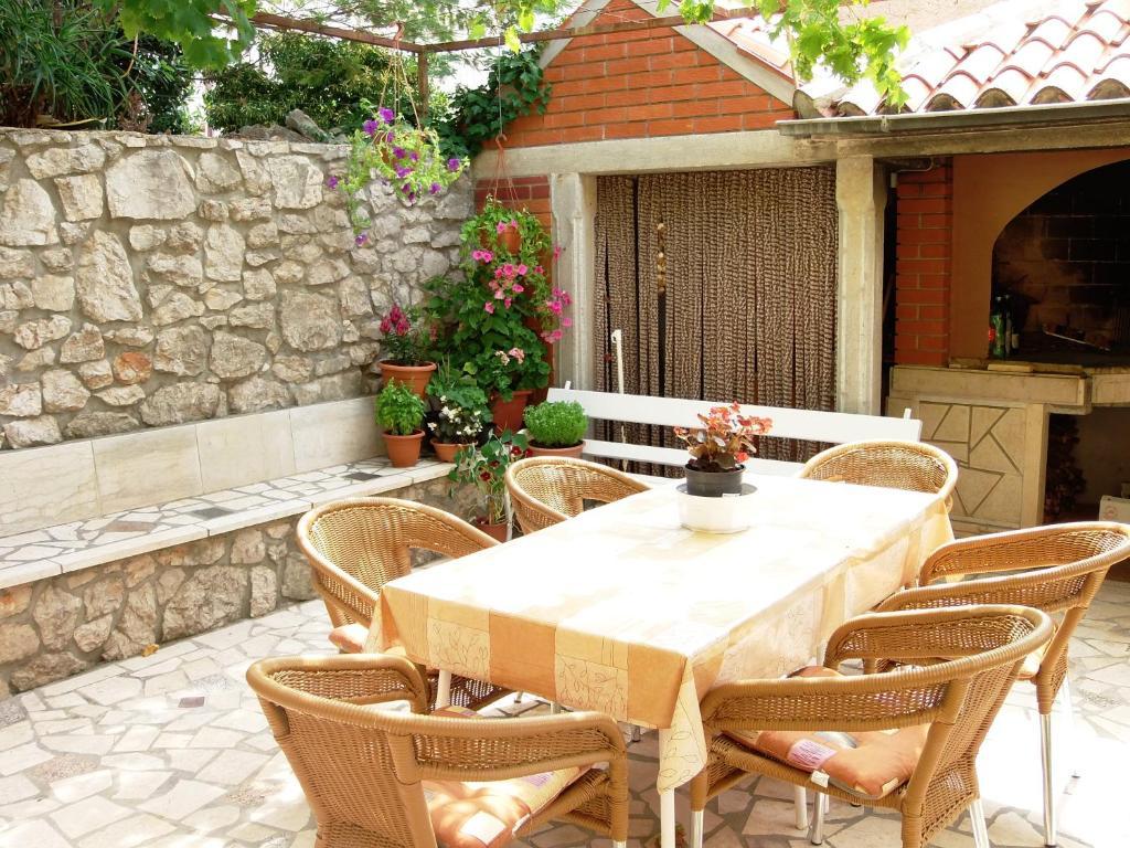 Apartments Beba Mali Lošinj Rum bild