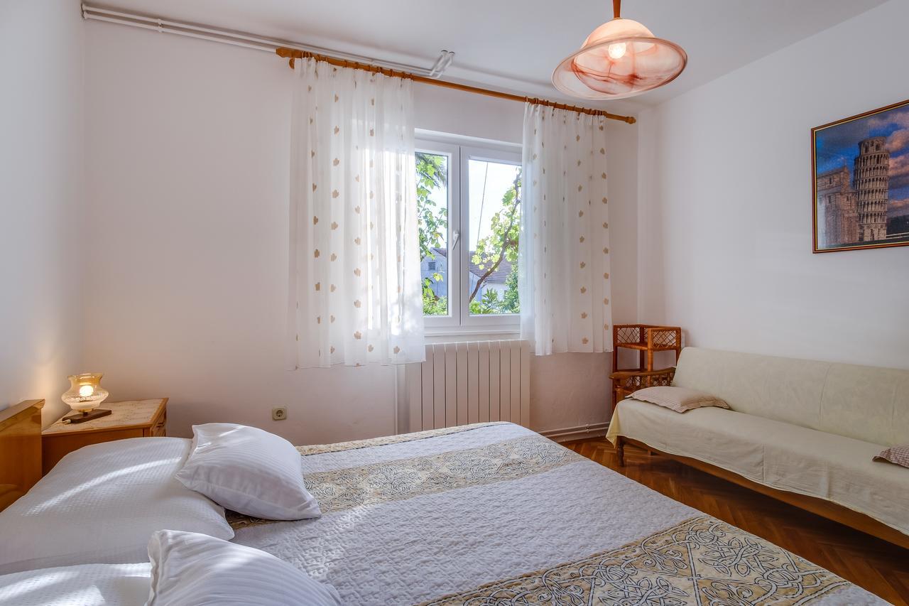 Apartments Beba Mali Lošinj Exteriör bild