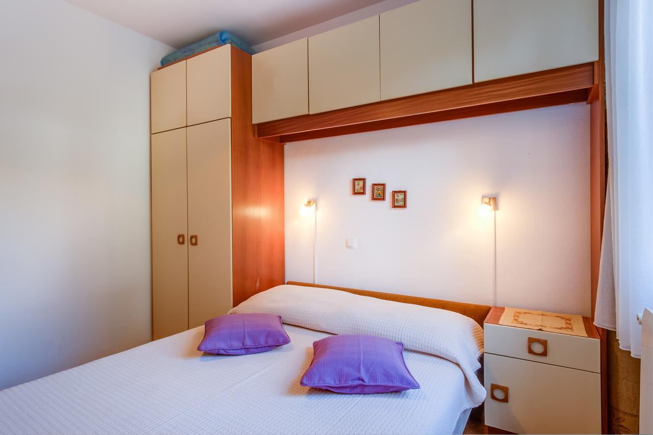 Apartments Beba Mali Lošinj Exteriör bild