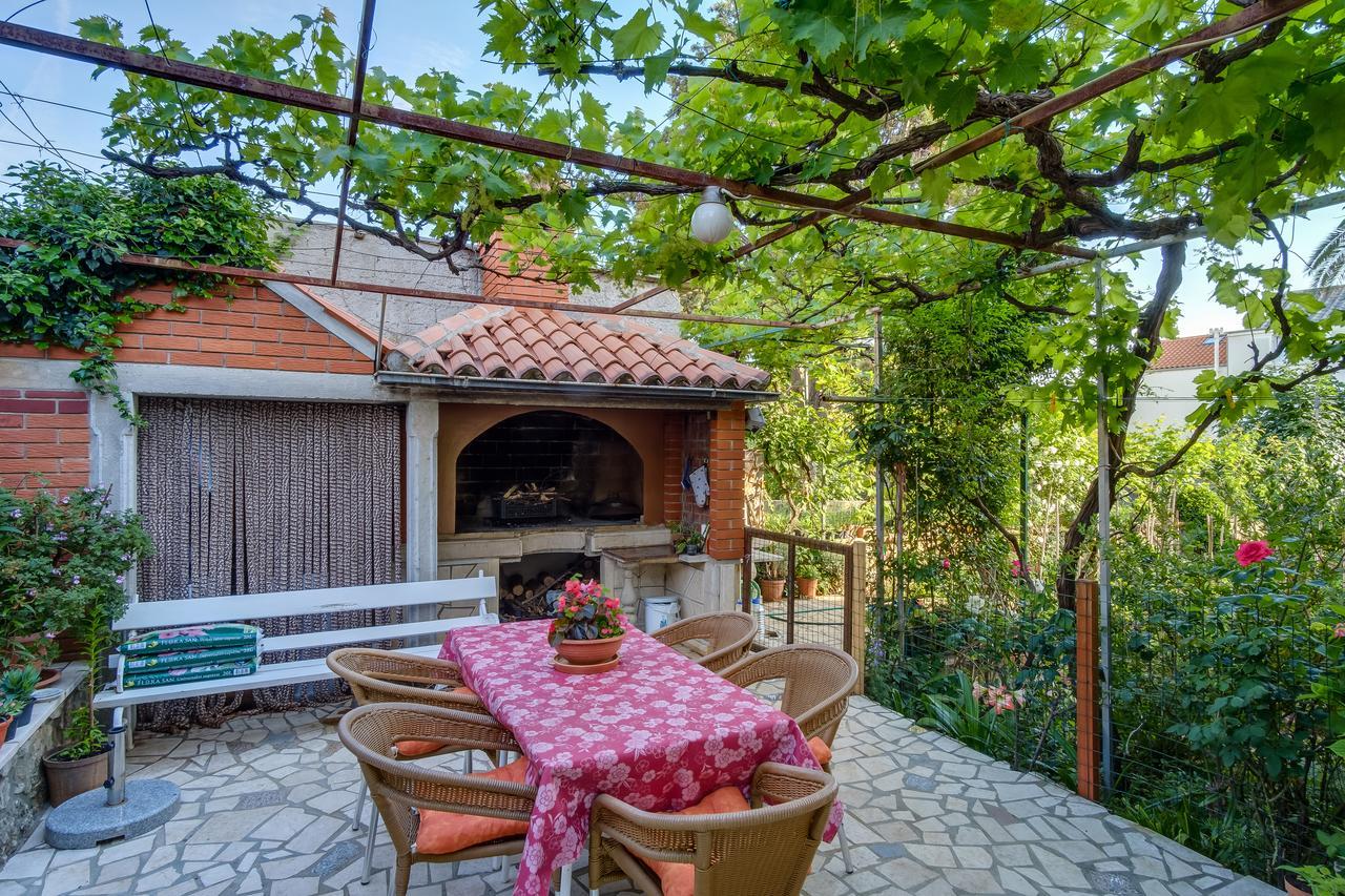 Apartments Beba Mali Lošinj Exteriör bild